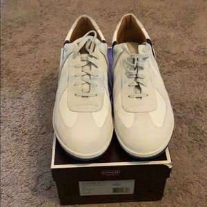 Men’s suede sneakers